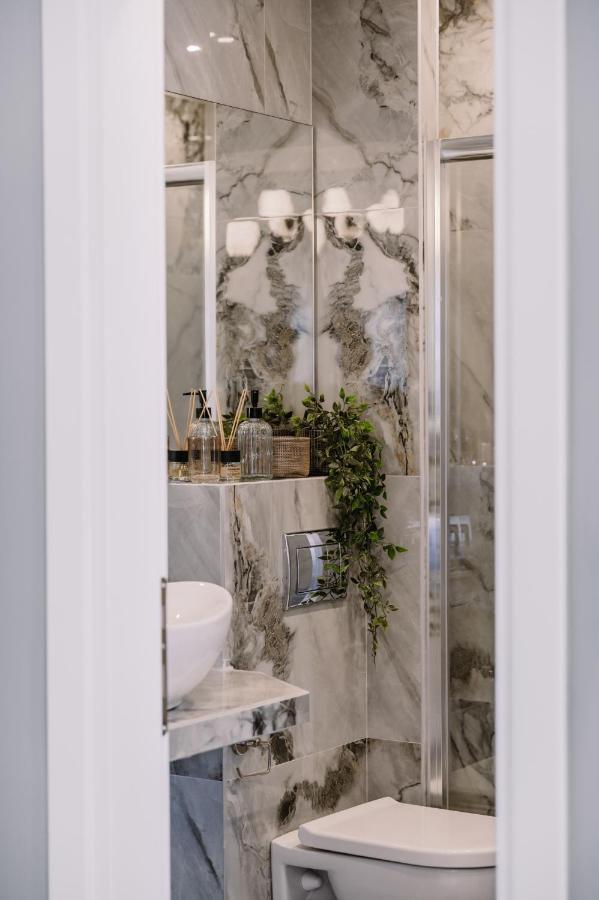 דירות סלוניקי Luxliving Agiou Dimitriou מראה חיצוני תמונה