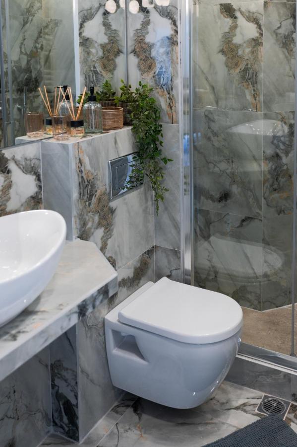 דירות סלוניקי Luxliving Agiou Dimitriou מראה חיצוני תמונה